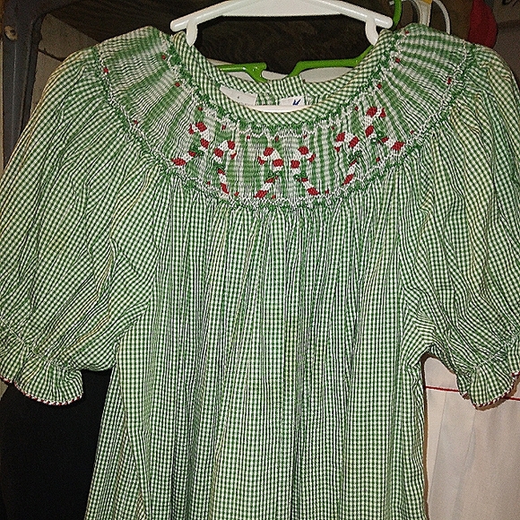 Girls size 6 smocked candy cane dress past knee length - Picture 1 of 6